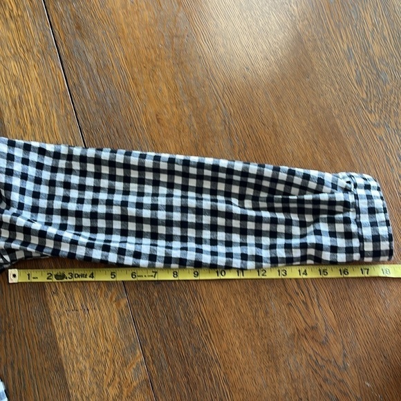 Woolwich Black-and-White Plaid Button-Down Top Size Medium Long Sleeves - Picture 11 of 16